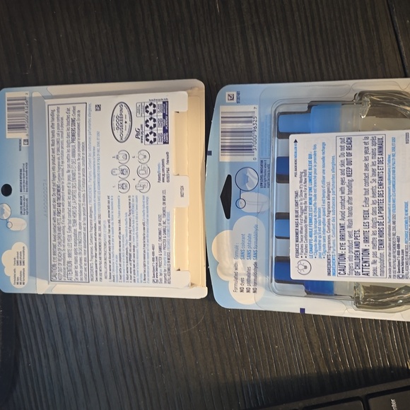 Febreze Plug Refills - Picture 2 of 2